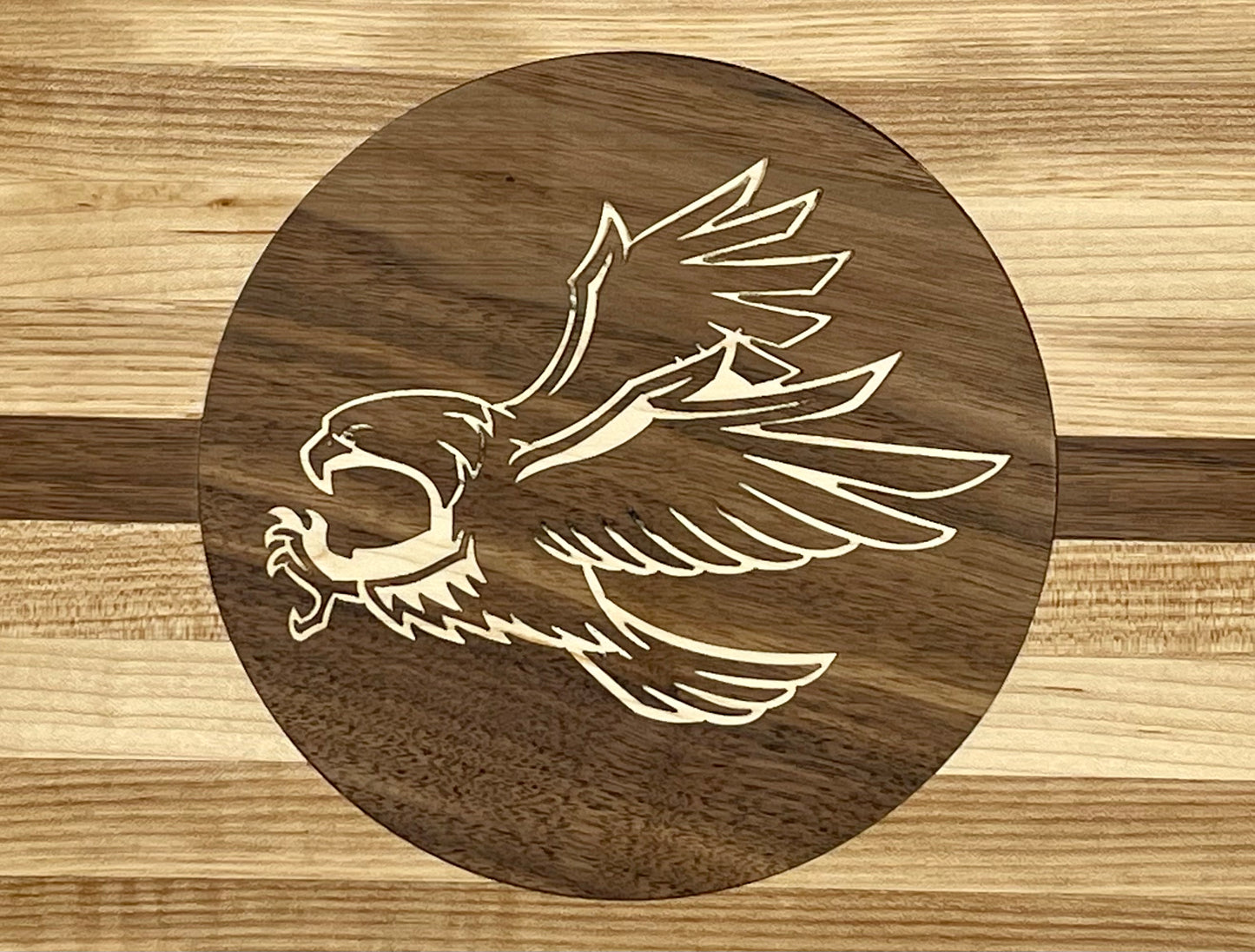 Inlay eagle cutting board